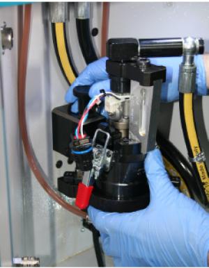 tilting injector mount